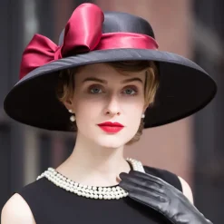 Hats Headwear Plain Twill Bowler / Cloche Hat Sun Hat Wedding Valentine's Day Kentucky Derby Horse Race Melbourne Cup Glam Elegant & Luxurious Romantic With Butterfly Splicing Headpiece Headwear