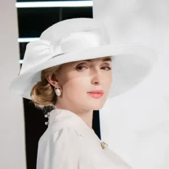 Hats Polyester Fiber Bowler / Cloche Hat Straw Hat Sun Hat Wedding Casual Elegant Wedding With Bowknot Headpiece Headwear