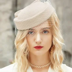 Hats Tulle Fiber Bowler / Cloche Hat Straw Hat Wedding Tea Party Elegant Wedding With Bowknot Tulle Headpiece Headwear