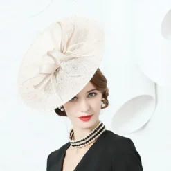 Headbands Hats Sinamay Bowler / Cloche Hat Sun Hat Saucer Hat Wedding Tea Party Elegant Wedding With Feather Bowknot Headpiece Headwear