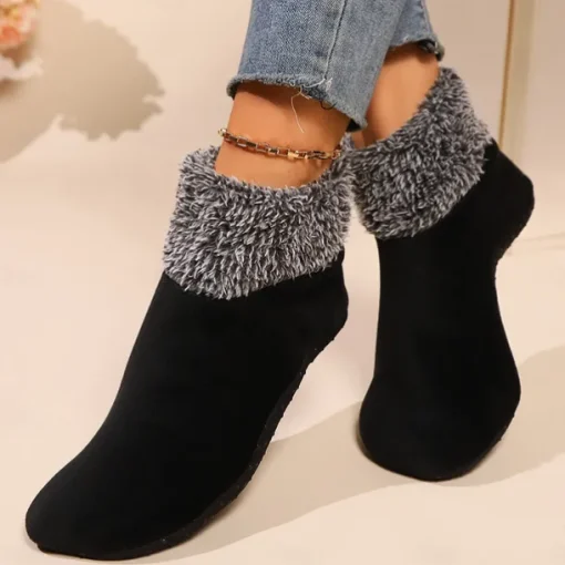 Indoor Non-Slip Thermal Socks Indoor Ladies Floor Socks Women Winter Fuzzy Socks Non-Falling Thickening Socks for Yoga Pilates Dance