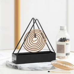 Iron Mosquito Coil Holder Incense Holders Coil Incense Burner Frame Repellent Incense Rack for Household Bedroom Patio Triangular Shape Mosquito Repellent Incense Rack Anti-scald Mosquito Coil Holder