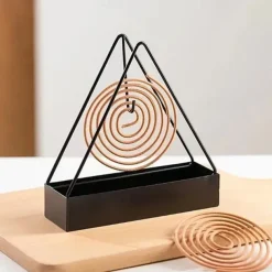 Iron Mosquito Coil Holder Incense Holders Coil Incense Burner Frame Repellent Incense Rack for Household Bedroom Patio Triangular Shape Mosquito Repellent Incense Rack Anti-scald Mosquito Coil Holder
