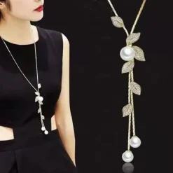 Korean Version Of Autumn And Winter Crystal Sweater Chain Necklace Wholesale High-end Women's Long Chain Versatile Tassel Pearl Pendant With Accessories