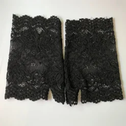 Lace Wrist Length Glove Cute With Floral Wedding / Party Glove