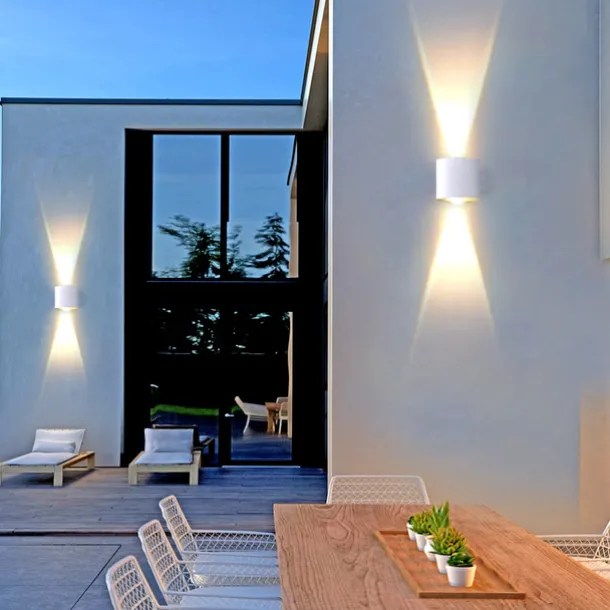 LED Outdoors Wall Lamp 2W 4W Up/Down Lighting Indoor Double-Head Curved Waterproof IP65 Wall Lamp Modern Bedroom Lamp Warm White Light AC85-265V