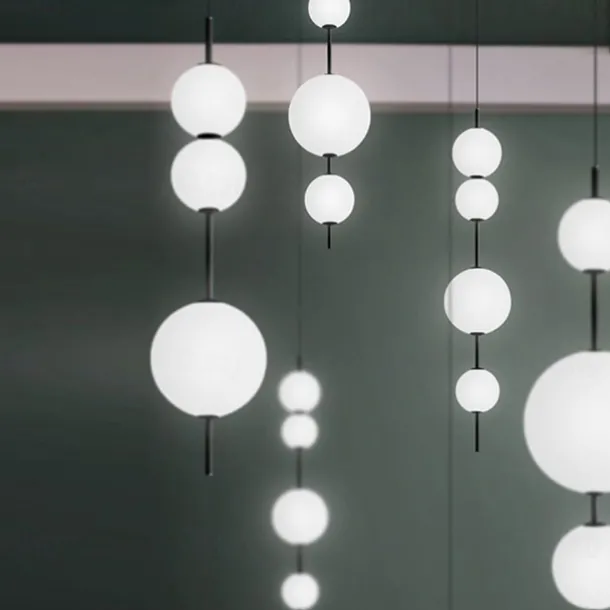 LED Pendant Light Black White Globe Kitchen Pendant Lighting on Island Long Bar Pendant Light Mid Century Long Linear Chandelier Ball Ceiling Pendant Chandelier 110-240V