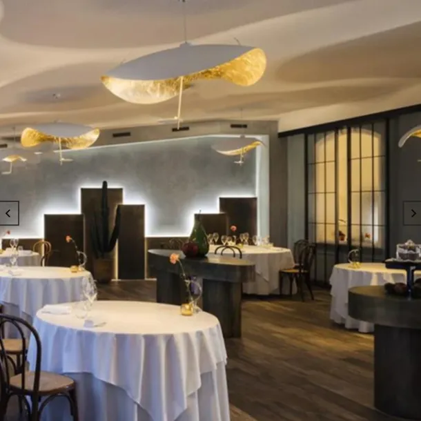 LED Pendant Light Golden Hat Chandelier Bar Model Room Clothing Store Hotel Restaurant Hotel Club Lobby Light,Post-modern Light Luxury Creative Flying Saucer Chandelier