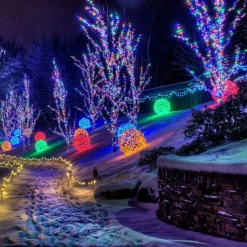 LED Solar Christmas String Lights Outdoor Waterproof 100m 334.5Ft 1000LED/50m 171Ft 500 LED Solar Christmas Lights with Remote8 Modes Waterproof Patio Lights for Christmas Tree Patio Yard Garden Party Decor