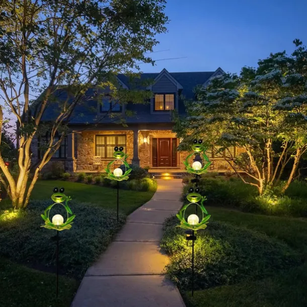 LED Solar Landscape Lights Frog Iron Crackle Ground Lamp Outdoor Garden Patio Animal Decoration Waterproof Auto On/Off Yard Pound Solar Light(Warm White / Multi Color)for Halloween