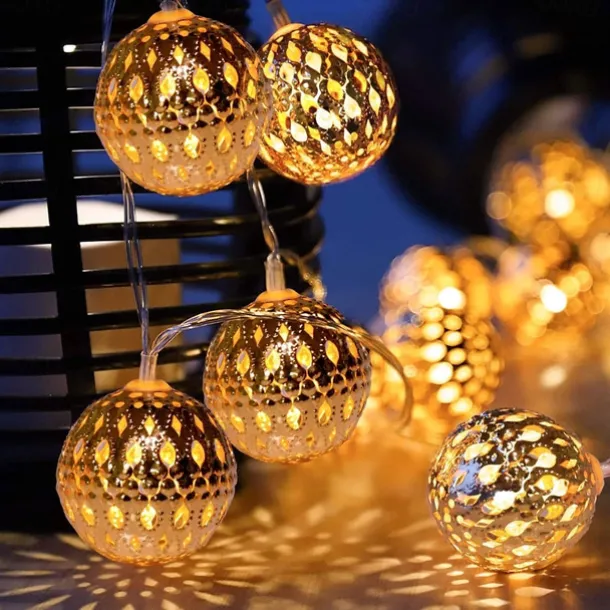 LED String Lights Remote Control 3M 20LEDs Wrought Iron Hollow String Light Waterproof Battery Box or USB Operation Ball Fairy Lights Christmas Wedding Party Garden Holiday Decoration