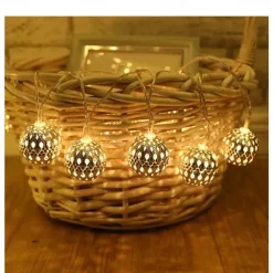 LED String Lights Remote Control 3M 20LEDs Wrought Iron Hollow String Light Waterproof Battery Box or USB Operation Ball Fairy Lights Christmas Wedding Party Garden Holiday Decoration