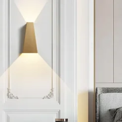 Lightinthebox LED Wall Sconce Modern Contemporary Metal Indoor Wall Light 10W for Shops Cafes Office 110-120V 220-240V