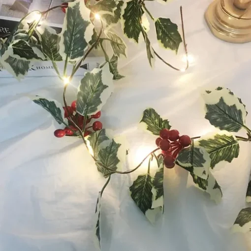 2M 20LEDs Red Berry Decorating String Lights Garland Handmade LED Ivy Leaf Copper Lights for Holiday Tree Home Decoration Lighting(without Battery)