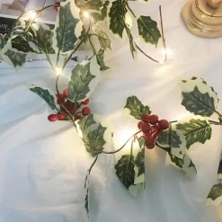 2M 20LEDs Red Berry String Lights Garland Handmade LED Ivy Leaf Copper Lights for Christsmas Gift Holiday Tree Home Decoration Lighting(without Battery)