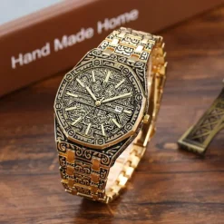 Men Quartz Watch Wrist Watch Calendar Large Dial Waterproof Alloy Watch