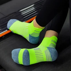 Men's 1 Pair Socks Crew Socks Anti-slip Socks Running Socks Black Navy Blue Color Stripes Spring, Fall, Winter, Summer