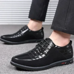 Men's Black and White Faux Leather Sneakers with Sporty Design – Comfortable and Fashionable Footwear for Casual Days, Travel and Weekend Outings