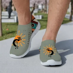 Men's Breathable Tribal Print Slip-On Walking Sneakers – Lightweight Flyknit Mesh Shoes for Casual Outdoor Activities