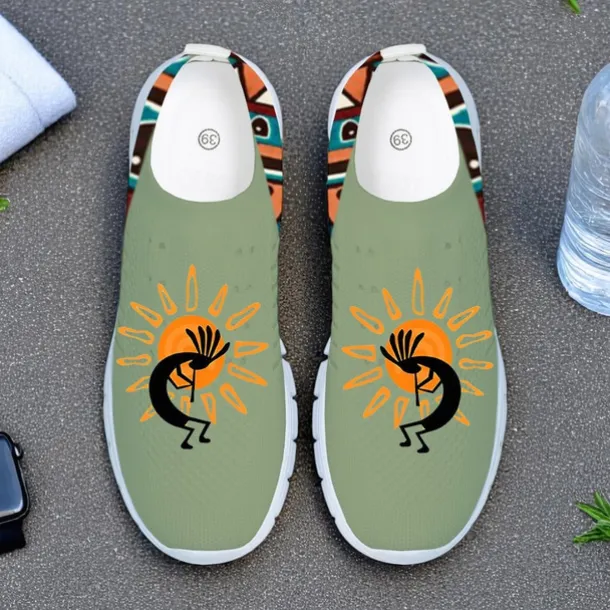 Men's Breathable Tribal Print Slip-On Walking Sneakers – Lightweight Flyknit Mesh Shoes for Casual Outdoor Activities
