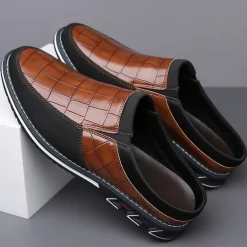 Men's Brown Croc-Embossed Leather Loafers – Stylish and Comfortable Slip-On Shoes for Casual and Formal Wear