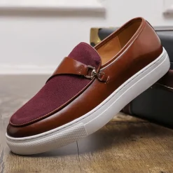 Men's Brown Faux Leather and Suede Loafers with Metal Buckle – Casual Slip-On Shoes with White Sole for Everyday Wear and Semi-Formal Occasions