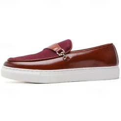 Men's Brown Faux Leather and Suede Loafers with Metal Buckle – Casual Slip-On Shoes with White Sole for Everyday Wear and Semi-Formal Occasions