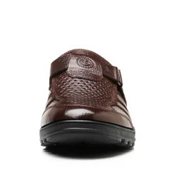 Men's Brown Faux Leather Breathable Closed-Toe Sandals – Casual Slip-On Cutout Design Shoes for Summer Walking, Daily Wear, and Outdoor Activities