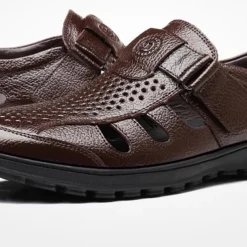 Men's Brown Faux Leather Breathable Closed-Toe Sandals – Casual Slip-On Cutout Design Shoes for Summer Walking, Daily Wear, and Outdoor Activities