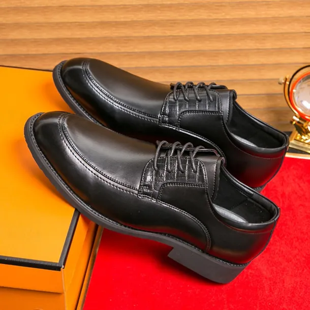 Men's Brown Faux Leather Lace-Up Dress Shoes with Woven Detail, Classic Formal Style, Comfortable for Weddings and Business Events