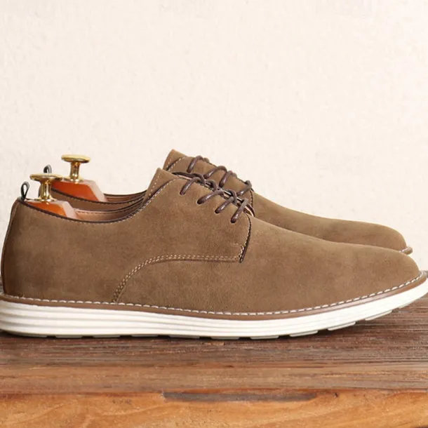 Men's Brown Faux Suede Oxford Shoes Classic Lace-Up Design with Contrast Stitching Ideal for Business Casual Office Work and Semi-Formal Events