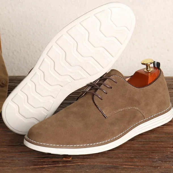 Men's Brown Faux Suede Oxford Shoes Classic Lace-Up Design with Contrast Stitching Ideal for Business Casual Office Work and Semi-Formal Events
