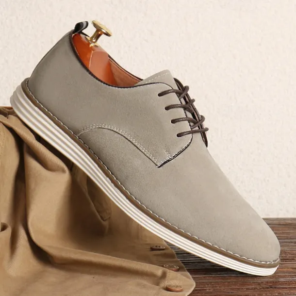 Men's Brown Faux Suede Oxford Shoes Classic Lace-Up Design with Contrast Stitching Ideal for Business Casual Office Work and Semi-Formal Events