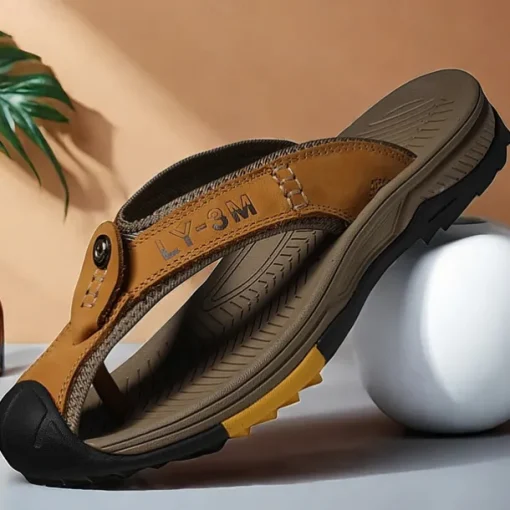Men's Brown Outdoor Flip-Flops with Durable Sole – Comfortable and Lightweight Sandals for Hiking, Beach, and Casual Wear