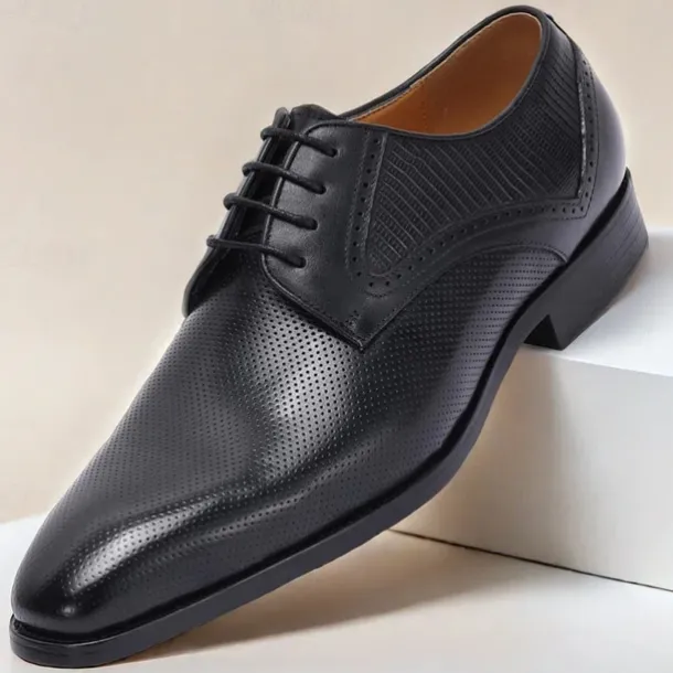 Men's Brown Perforated Leather Oxford Shoes with Lace-Up Design – Premium Cowhide for Formal and Business Occasions