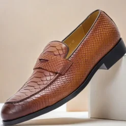 Men's Brown Premium Cowhide Leather Loafers with Textured Snake Skin Design, Slip-On Comfort, Stylish and Versatile for Casual and Formal Occasions