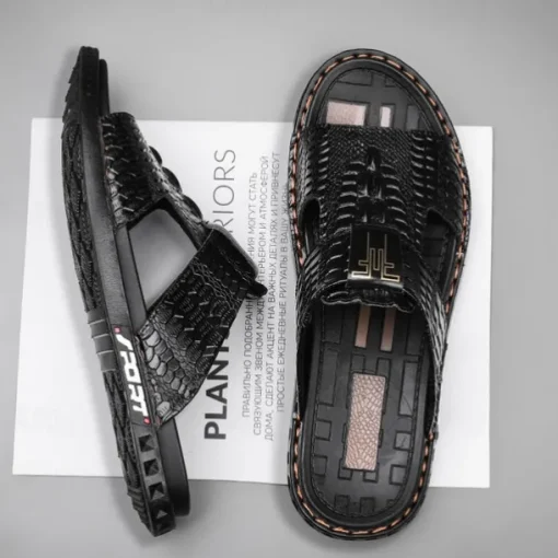 Men's Burgundy Crocodile-Pattern Slide Sandals – Luxury Leather Open-Toe Slippers with Non-Slip Sole for Casual and Summer Wear