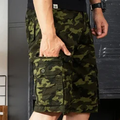 Men's Cargo Shorts Camo Shorts Shorts Zipper Multi Pocket Camouflage Comfort Wearable Knee Length Casual Daily Holiday Sports Fashion White Army Green