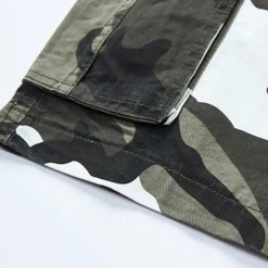 Men's Cargo Shorts Camo Shorts Shorts Zipper Multi Pocket Camouflage Comfort Wearable Knee Length Casual Daily Holiday Sports Fashion White Army Green