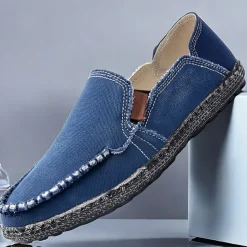 Men's Casual Canvas Slip-On Loafers – Lightweight and Breathable Walking Shoes