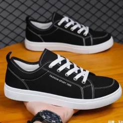 Men's Casual Canvas Sneakers – Lightweight Lace-Up Shoes with Durable Sole for Everyday Wear and Outdoor Activities