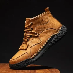 Men's Casual Lace-Up Ankle Boots – Faux Leather Handmade Moccasin-Style Outdoor Shoes with Hand-Stitched Details and Non-Slip Sole for Hiking and Daily Wear