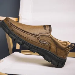 Men's Casual Slip-On Loafers – Lightweight Breathable Walking Shoes with Non-Slip Sole, Comfortable Leather Design