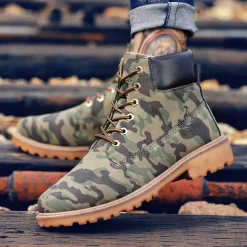 Men's Classic Yellow Work Boots – Durable Lace-Up Ankle Boots with Cushioned Collar and Rugged Sole