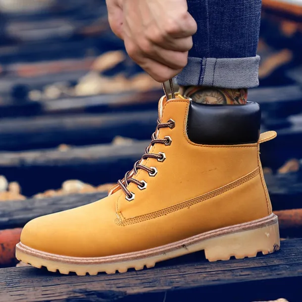 Men's Classic Yellow Work Boots – Durable Lace-Up Ankle Boots with Cushioned Collar and Rugged Sole