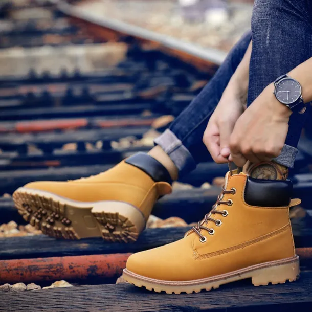 Men's Classic Yellow Work Boots – Durable Lace-Up Ankle Boots with Cushioned Collar and Rugged Sole