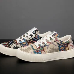 Men's Colorful Tribal Pattern Sneakers – Stylish Lace-Up Casual Shoes for Everyday Wear and Outdoor Activities