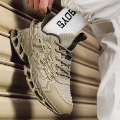 Men's Dragon-Themed Lightweight Athletic Sneakers – Unique Sculpted Sole Design, Breathable and Comfortable Running Shoes for Sports and Street Style
