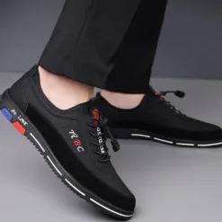 Men's Fashion Casual Sports Shoes – Brown and Black Lightweight Sneakers with Embroidered Design and Elastic Lace-Up Closure