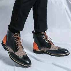Men's Faux Leather and Plaid Brogue Boots, Vintage Style Lace-Up Ankle Boots with Wingtip Detailing for Formal and Casual Wear